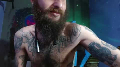 Snapshot of jammes_owen chatting on 01.22.25 Jammes. online show from 01.22.25