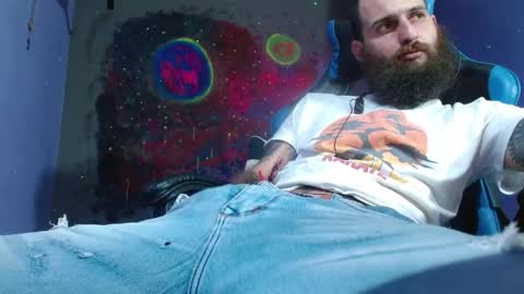 Snapshot of jammes_owen chatting on 01.29.25 Jammes. online show from 01.29.25