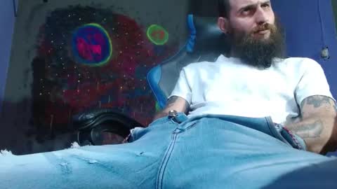 Snapshot of jammes_owen chatting on 01.29.25 Jammes. online show from 01.29.25