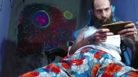 Snapshot of jammes_owen chatting on 02.01.25 Jammes. online show from 02.01.25