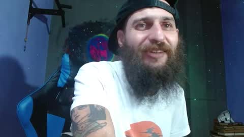 Snapshot of jammes_owen chatting on 02.03.25 Jammes. online show from 02.03.25