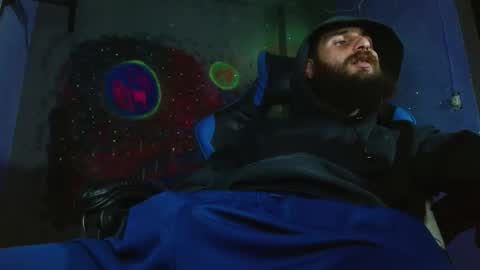 Snapshot of jammes_owen chatting on 02.13.25 Jammes. online show from 02.13.25