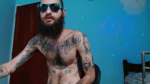 Snapshot of jammes_owen chatting on 03.08.25 Jammes. online show from 03.08.25