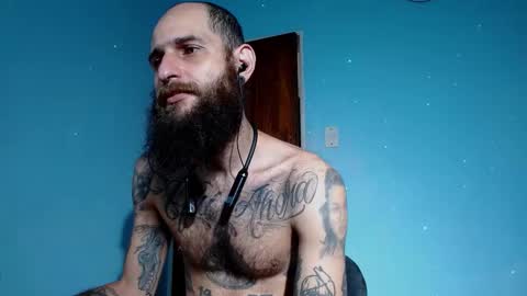 Snapshot of jammes_owen chatting on 03.12.25 Jammes. online show from 03.12.25