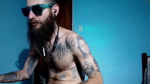 Snapshot of jammes_owen chatting on 03.12.25 Jammes. online show from 03.12.25