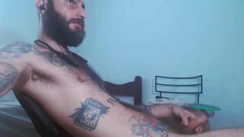 Snapshot of jammes_owen chatting on 09.27.25 Jammes. online show from 09.27.25