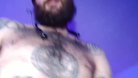 Snapshot of jammes_owen chatting on 10.17.25 Jammes. online show from 10.17.25