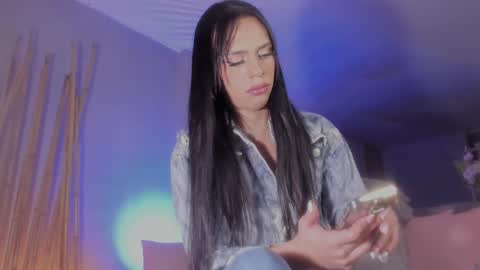 Snapshot of jan_zinmerman chatting on 02.16.25 Danna varisheli online show from 02.16.25