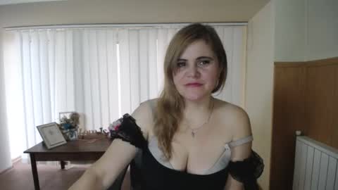 Snapshot of janaloveli chatting on 12.18.24 janaloveli online show from 12.18.24