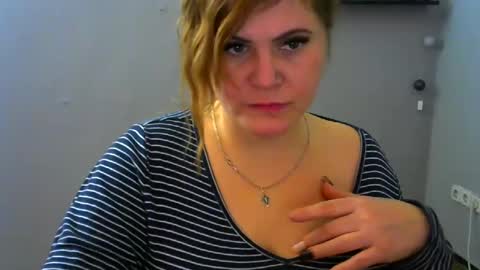 Snapshot of janaloveli chatting on 01.05.25 janaloveli online show from 01.05.25