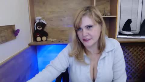 Snapshot of janaloveli chatting on 10.22.25 janaloveli online show from 10.22.25