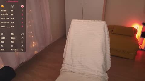 Snapshot of jane_kinn chatting on 10.12.25 jane_kinn online show from 10.12.25