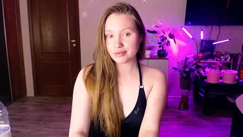 Snapshot of janeblossomhot chatting on 04.18.26 Jane online show from 04.18.26