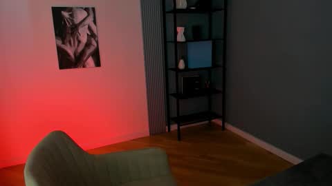 Snapshot of janebyrd chatting on 09.22.25 Jane online show from 09.22.25