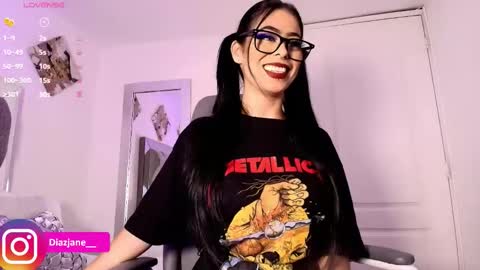 Jennifer online show from 02.11.26