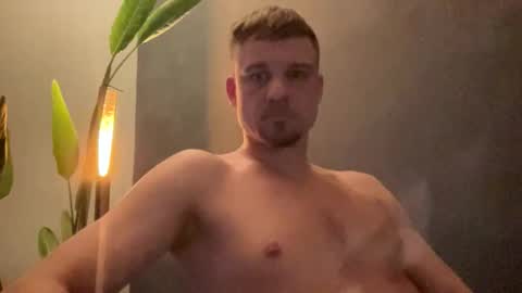 Snapshot of janettarobin chatting on 02.10.26 RoJan online show from 02.10.26