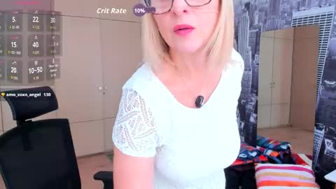 Snapshot of janeturner chatting on 05.21.26 JANE TURNER MILF online show from 05.21.26