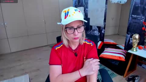 Snapshot of janeturner chatting on 06.29.26 JANE TURNER MILF online show from 06.29.26