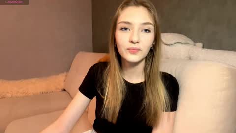 Stacy online show from 12.23.25