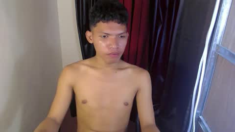 janlloyd04 online show from 10.23.25