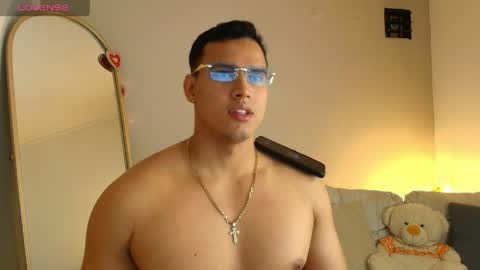 janomar01 online show from 03.30.26