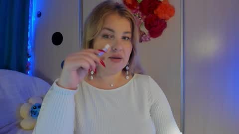 Snapshot of jansylines chatting on 09.21.25 JansyLines online show from 09.21.25