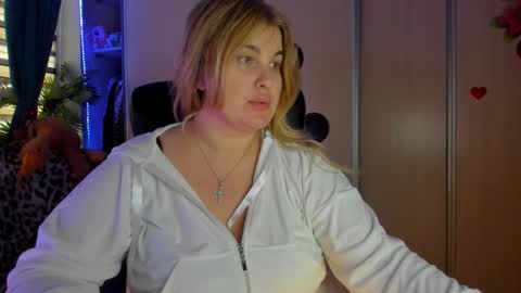 Snapshot of jansylines chatting on 02.10.26 JansyLines online show from 02.10.26