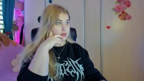 Snapshot of jansylines chatting on 02.19.26 JansyLines online show from 02.19.26