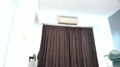 Snapshot of jap_amelle chatting on 01.27.25 Amelle online show from 01.27.25