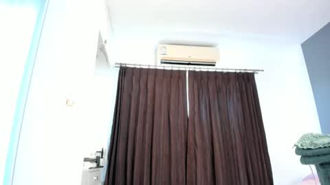 Snapshot of jap_amelle chatting on 03.10.25 Amelle online show from 03.10.25