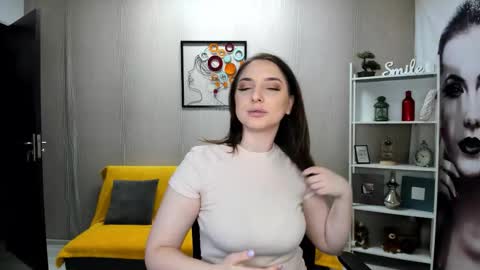 Snapshot of jaquelinlaurent chatting on 10.07.25 JaquelinLaurent online show from 10.07.25