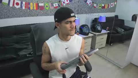 Snapshot of jared_cole chatting on 07.08.26 Jared online show from 07.08.26