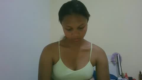 Snapshot of jarevava chatting on 10.25.25 Jarevava online show from 10.25.25