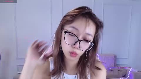 Snapshot of jasmilee chatting on 06.22.26 Jasmine online show from 06.22.26