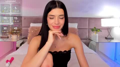 Snapshot of jasmilynn chatting on 01.26.25 Jasmi online show from 01.26.25