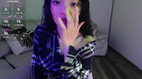 Snapshot of jasmine_019 chatting on 02.06.25 J- next transmission december 4 online show from 02.06.25