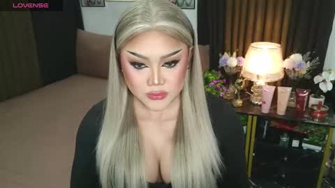 Jasmine Brandy online show from 09.10.25