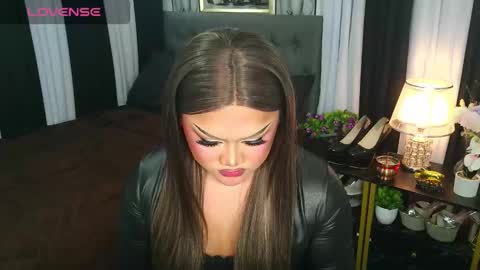 Jasmine Brandy online show from 11.28.25