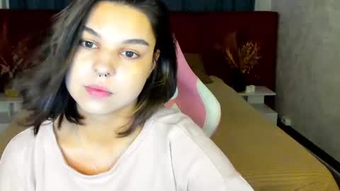 Snapshot of jasmine_burke chatting on 07.18.26 Jasmine Burke online show from 07.18.26