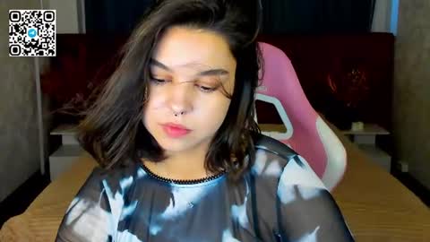Snapshot of jasmine_burke chatting on 07.23.26 Jasmine Burke online show from 07.23.26