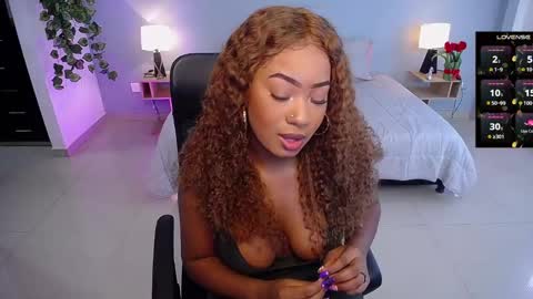 Instagram jasminecampbell1  online show from 03.08.25