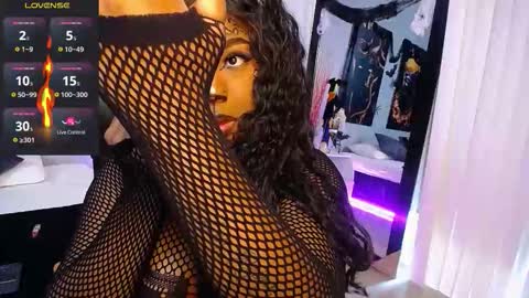 Instagram jasminecampbell1  online show from 10.31.25