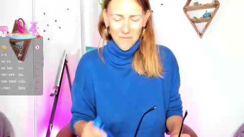 Jasmine Daze online show from 10.14.25