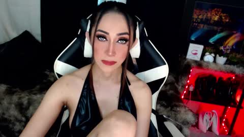 lavander  not for free show  online show from 02.04.25