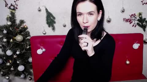 JasmineKouch online show from 01.14.25