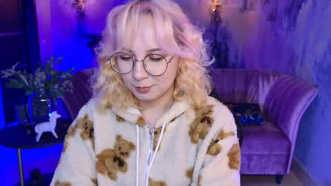 Snapshot of jasminemilko chatting on 02.18.25 Jasmine online show from 02.18.25