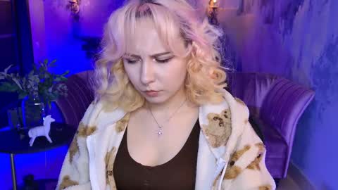 Snapshot of jasminemilko chatting on 02.18.25 Jasmine online show from 02.18.25