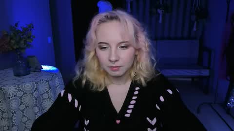 Snapshot of jasminemilko chatting on 02.19.25 Jasmine online show from 02.19.25