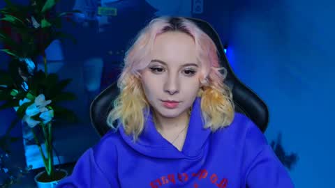 Snapshot of jasminemilko chatting on 02.25.25 Jasmine online show from 02.25.25