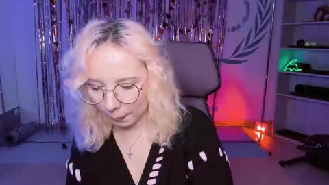 Snapshot of jasminemilko chatting on 03.12.25 Jasmine online show from 03.12.25